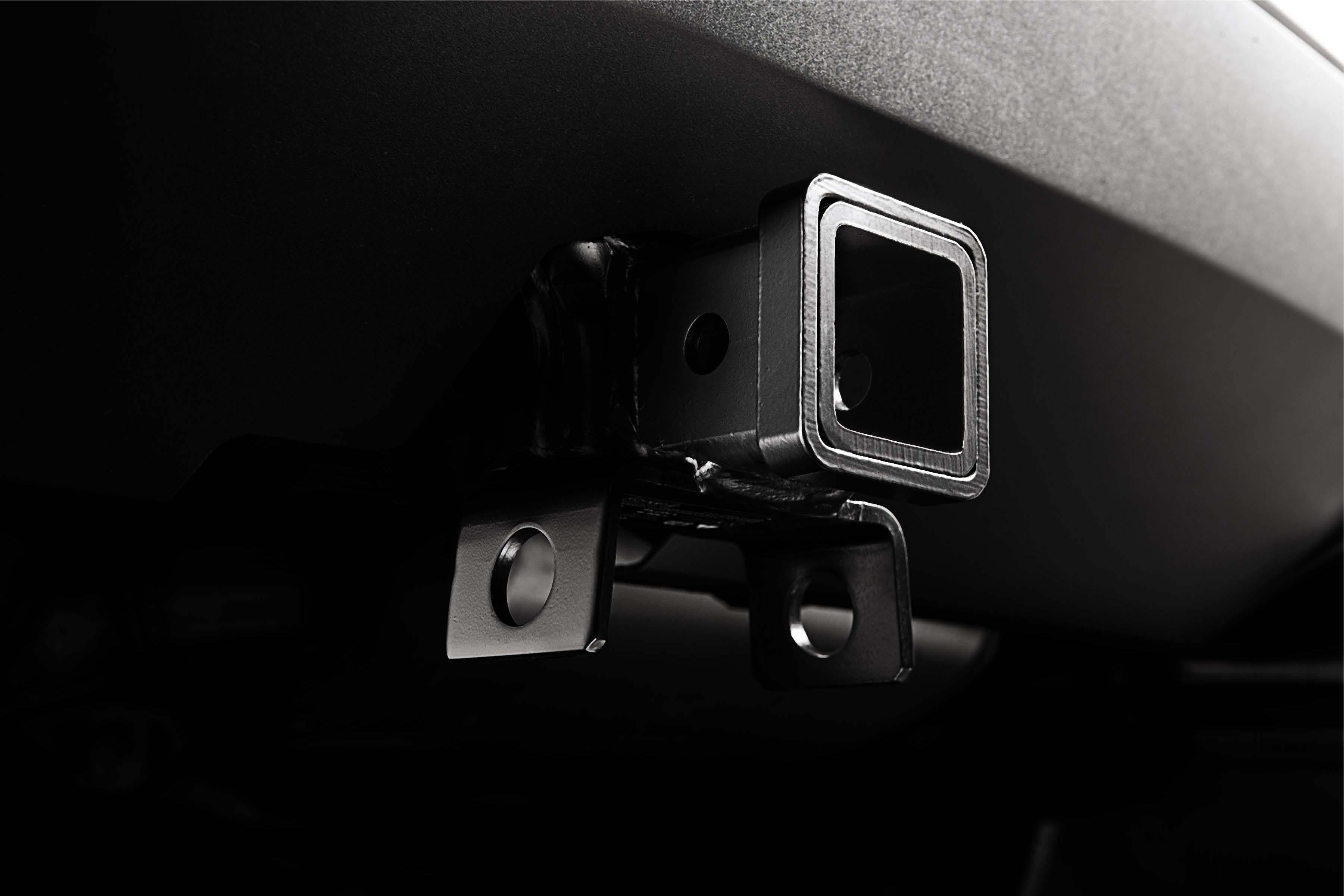 JONES ジョーンズ 2016-2017 EXPLORER Explorer 2016-2017 Trailer Hitch | Accessories | Ford.com