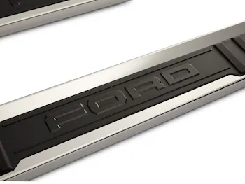 F-150 SuperCrew® 2021-2025 6" Chromed Aluminum Angular Step Bar