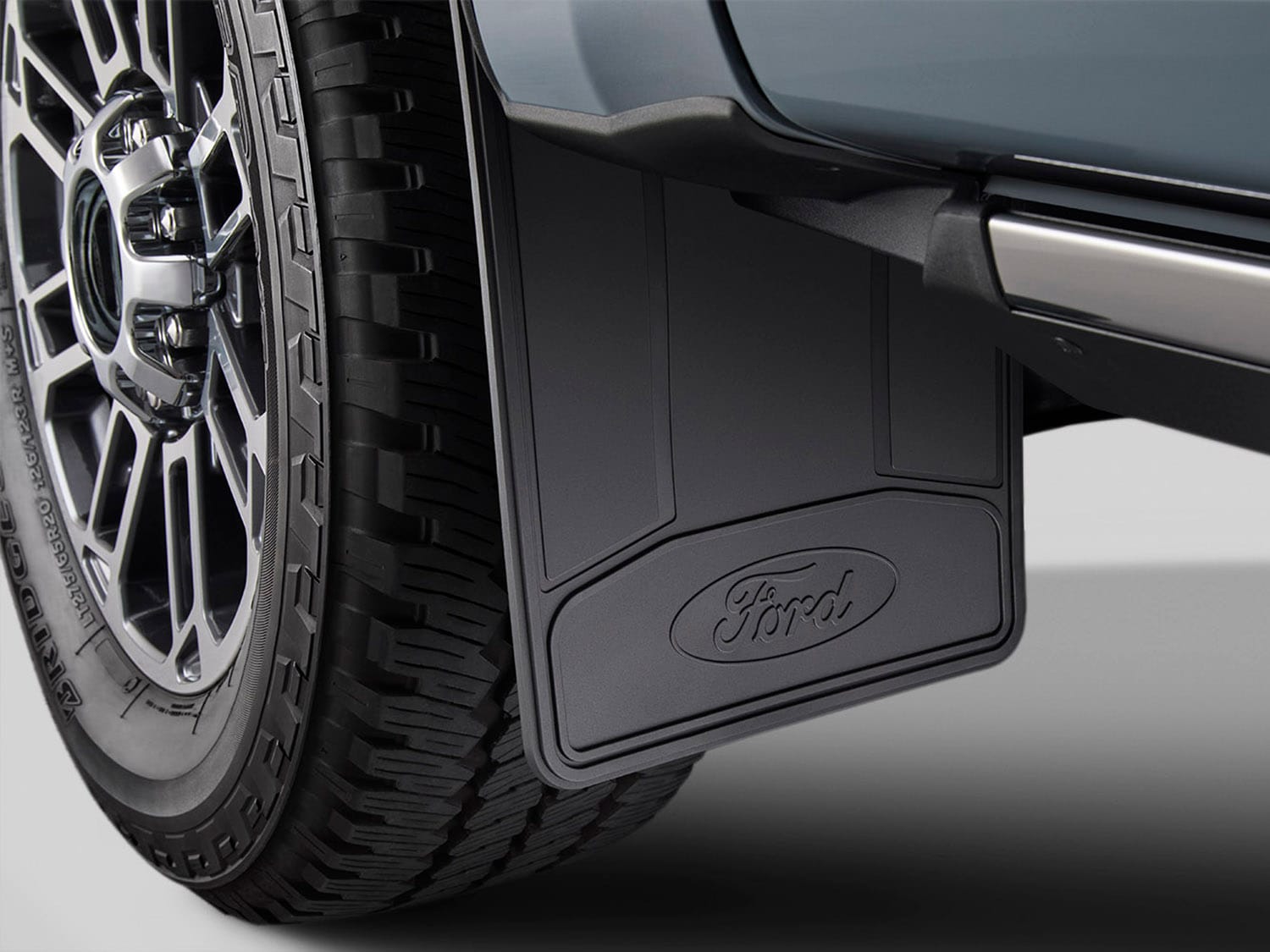 Premium Flat Black Splash Guards without Bright Accent, Front Pair