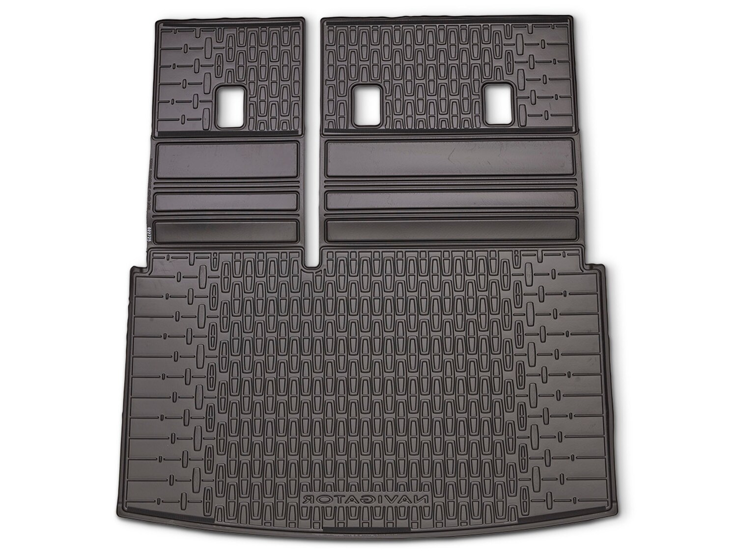 Navigator L 2020-2024 Cargo Area Liner for Behind 2nd-Row in Black