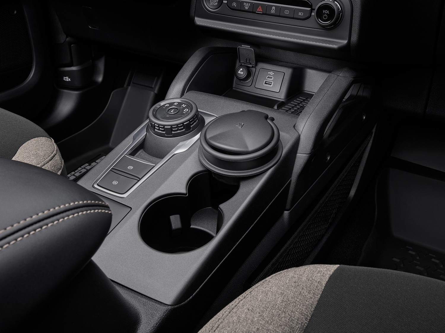 Ash Cup Coin Holder with Lighter Element | Accessories | Ford.com