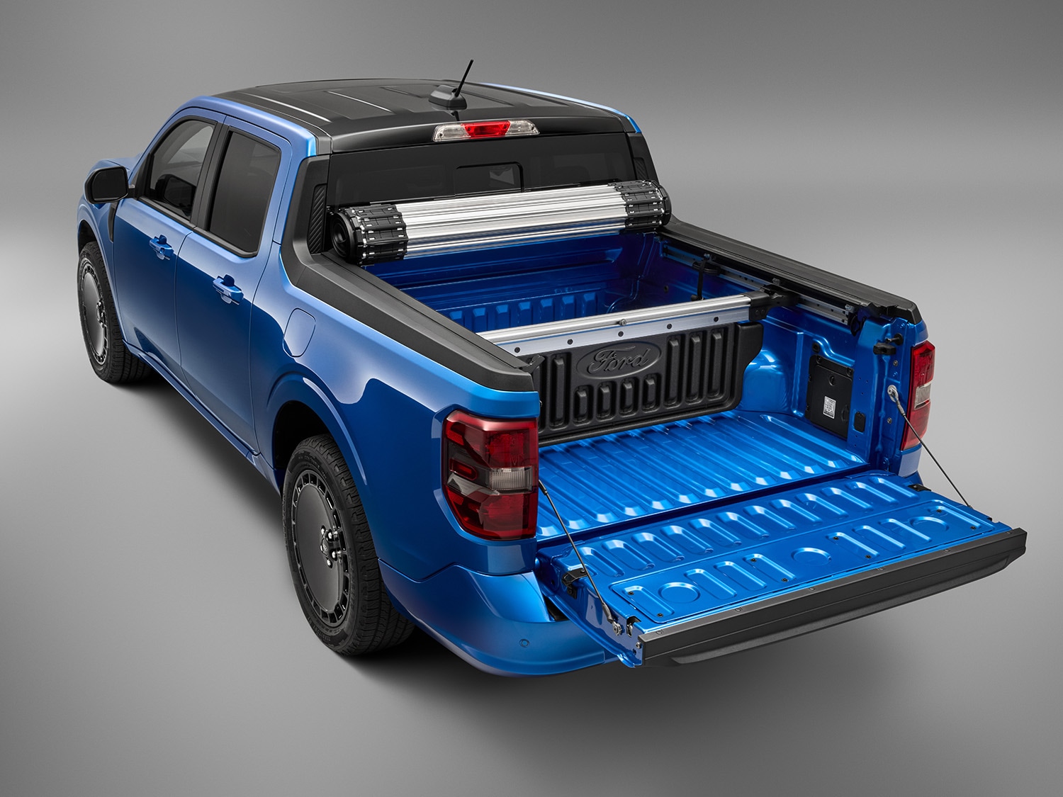 Maverick 2022-2026 Bed Divider Kit | Accessories | Ford.ca