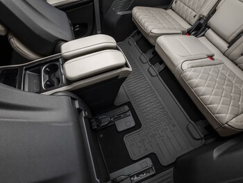 Doublures de plancher toutes saisons, pour troisième rangée, avec banquette et fauteuils Capitaine à la deuxième rangée, sans console pour Navigator L