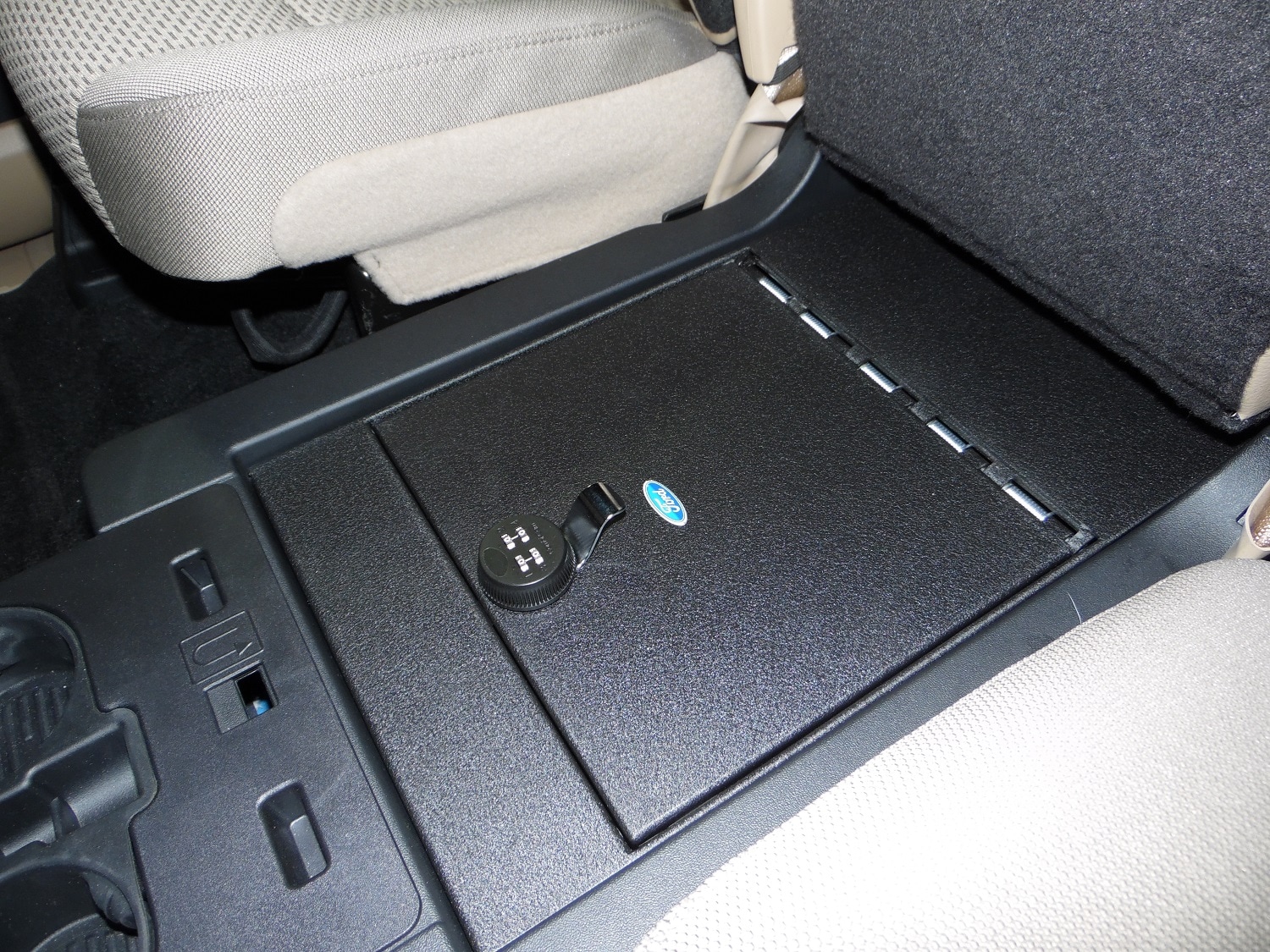 Console Vault Vehicle Safe for Base Seat Console, Split