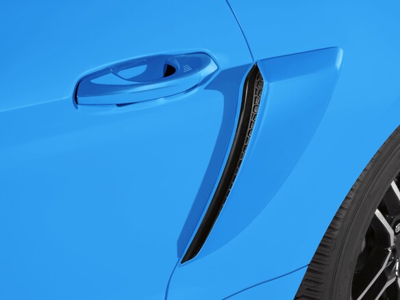 Mustang 2022-2023 Air Design® Grabber Blue Metallic Side Scoop Main Image