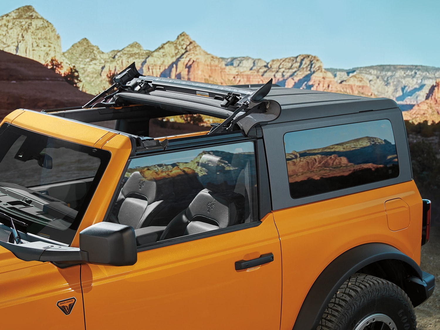 Bronco 2Dr 2021-2025 Sunrider Soft Vinyl Retractable Hardtop