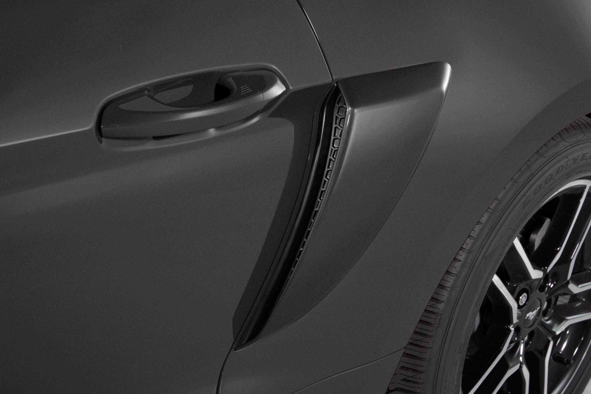 VMR3Z63279D36AE_0.jpg VMR3Z63279D36AE_0.jpg