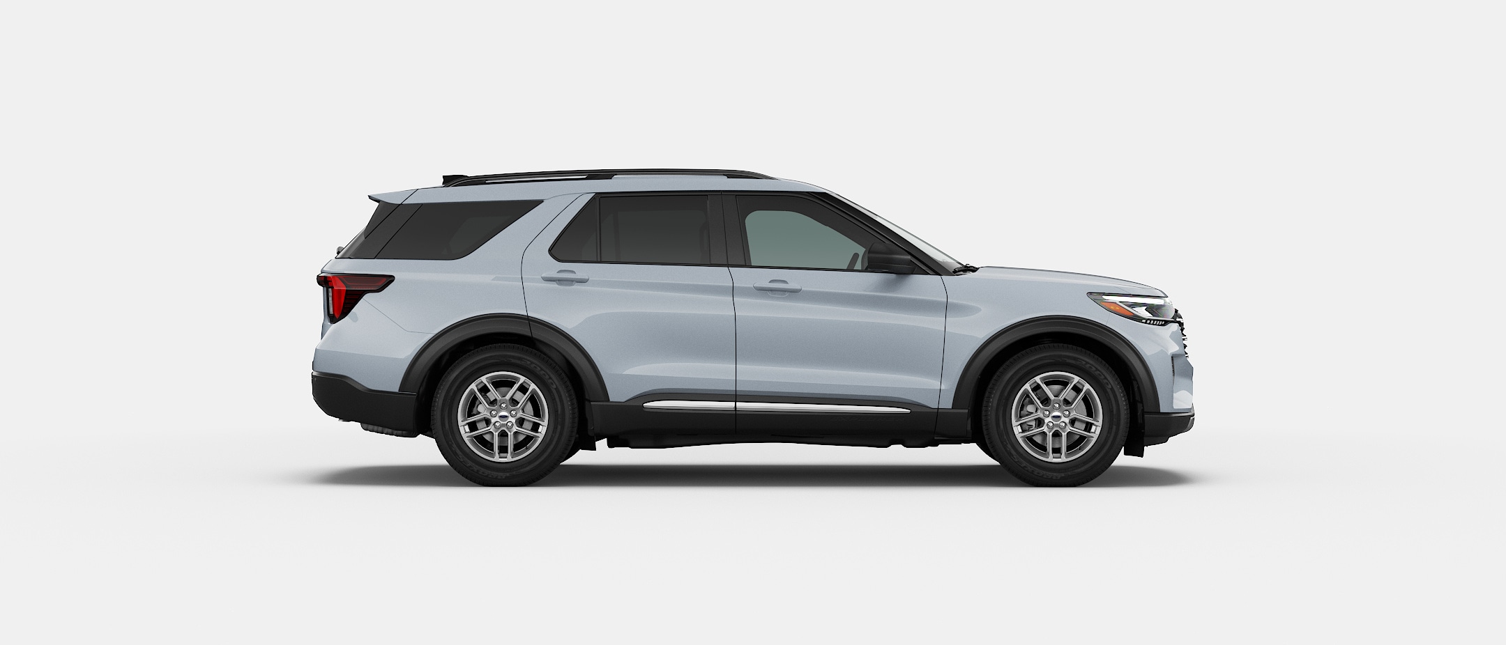 Ford Explorer thumbnail 2