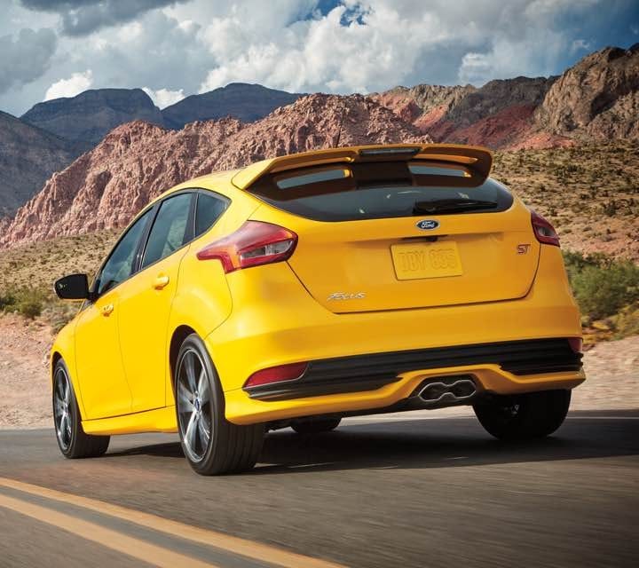 2018 Ford® Focus ST Hatchback Model Highlights