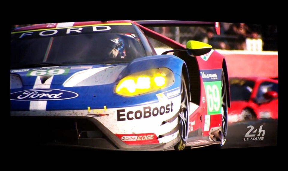 Se muestra en un video el Ford G T corriendo en una pista