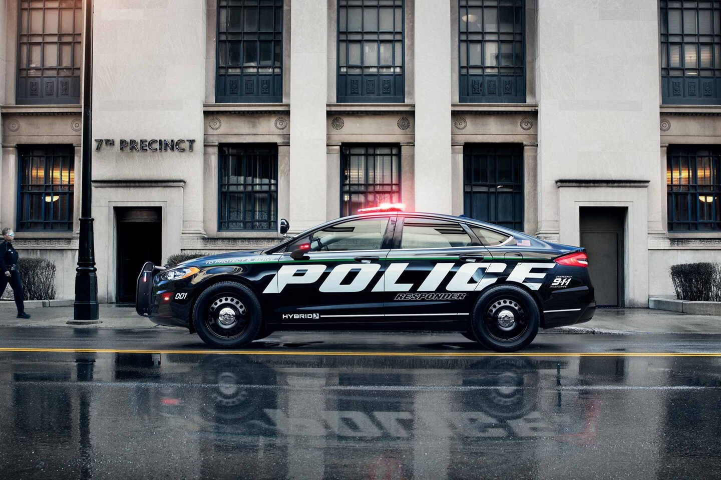Ford Police Responder Hybrid Sedan Model Details Ford Com