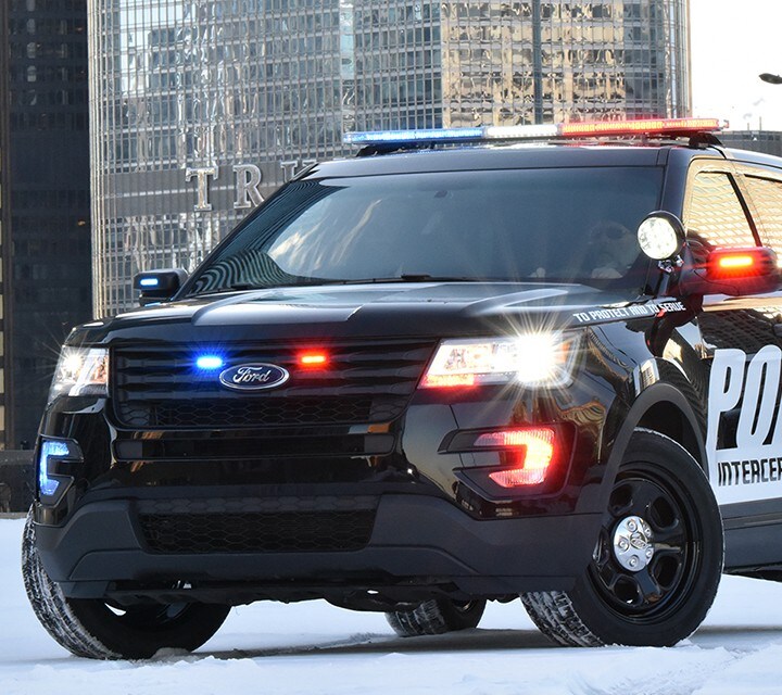 2018 Ford Police Interceptor Utility Model Details Ford Police Interceptor Utility On A Snowy City Side Street