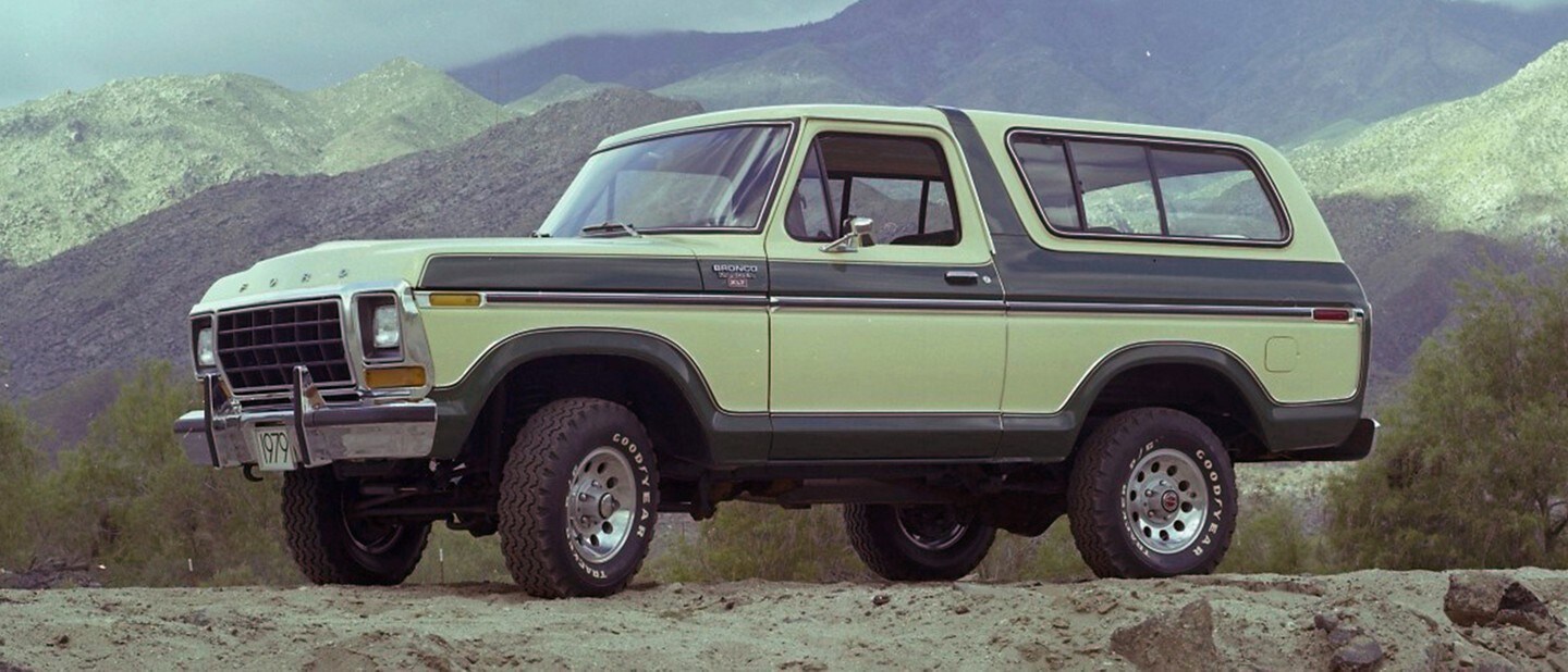 Ford Bronco 1979 en Light Sand con opción Combination Tu-Tone 