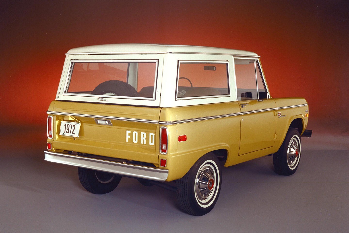 Ford Bronco 1972 en Prairie Yellow 