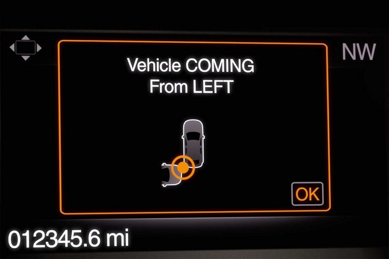Visual display in message center showing the direction from which vehicle is coming