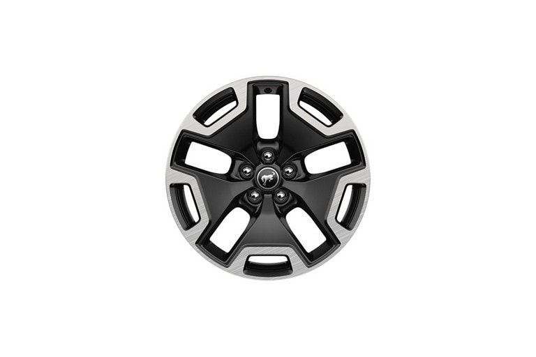 Ruedas de aluminio con frente maquinado de 18 pulgadas pintado en Ebony Black de la SUV Ford Bronco® Sport 2023