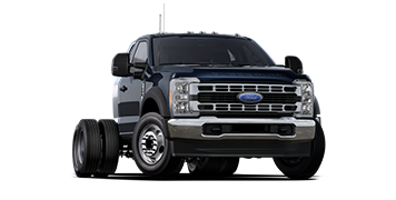 Ford Super Duty® Chassis Cab F-600® XLT 2024 en Antimatter Blue