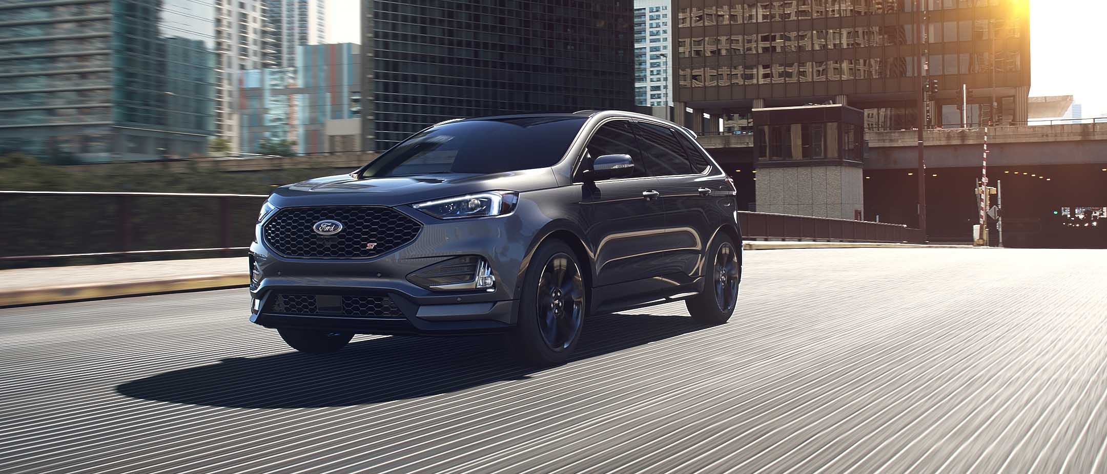 Carbonized Gray Metallic Ford Edge 2024