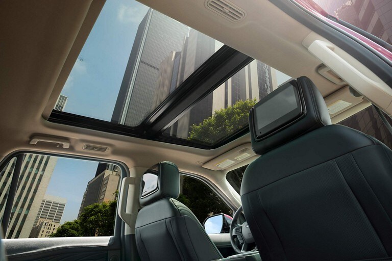 2025 Expedition Platinum Interior