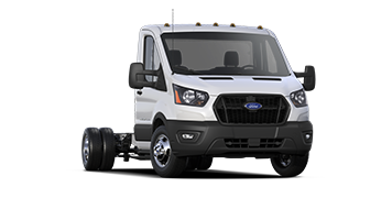 Se muestra una Ford Transit® Cutaway 2023 en Oxford White