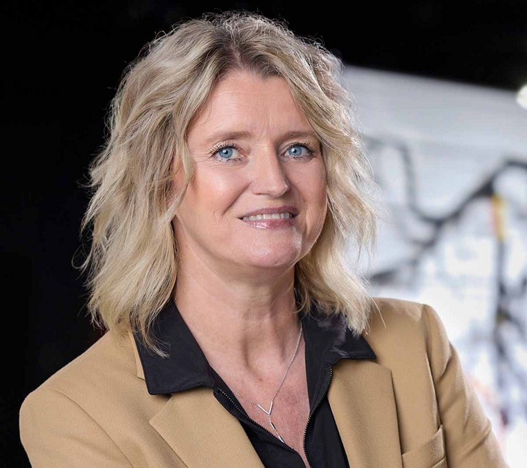 Headshot of Diana Eblenkamp