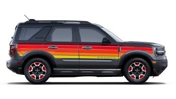 Bronco Sport® Free Wheeling™ Graphics Package