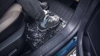 Floor Liners – Front and Rear (without Carpet Mats)