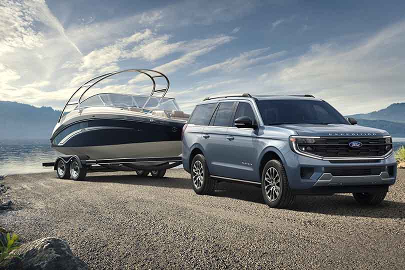 Heavy-Duty Trailer Tow Package with Pro Trailer Hitch Assist