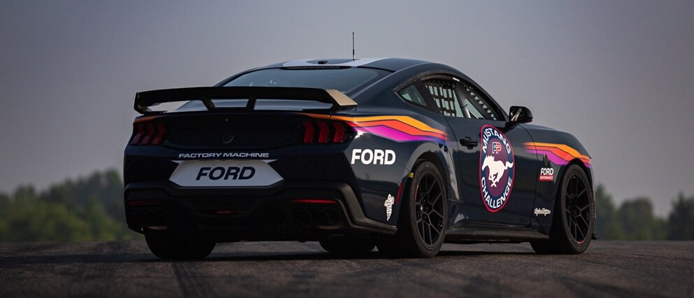 Ford Mustang Dark Horse Sports Car