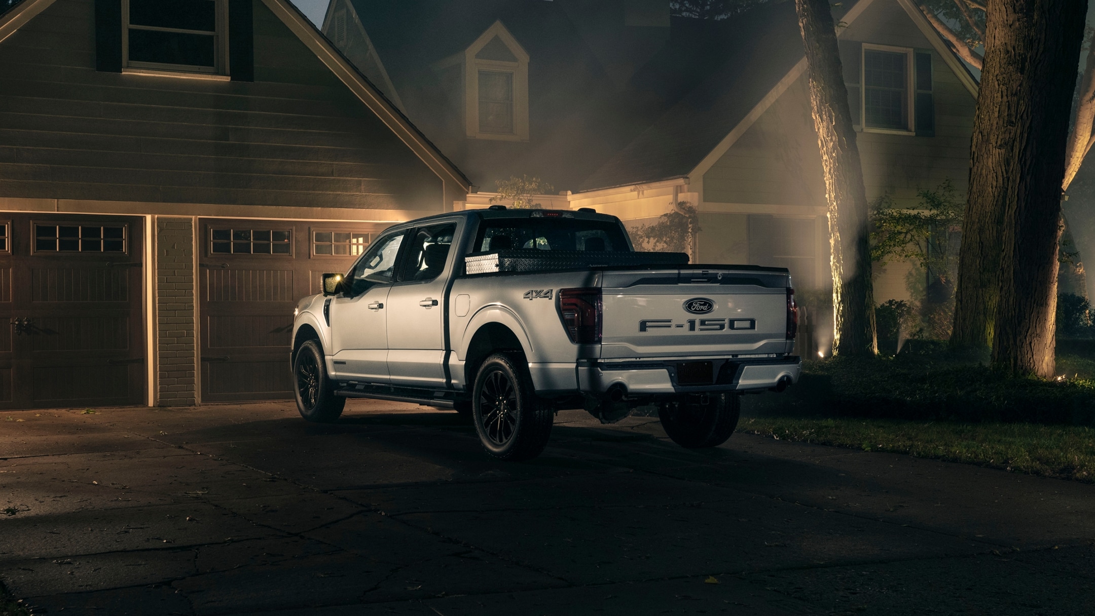 Ford 24/7 vehicle tracking and recovery service