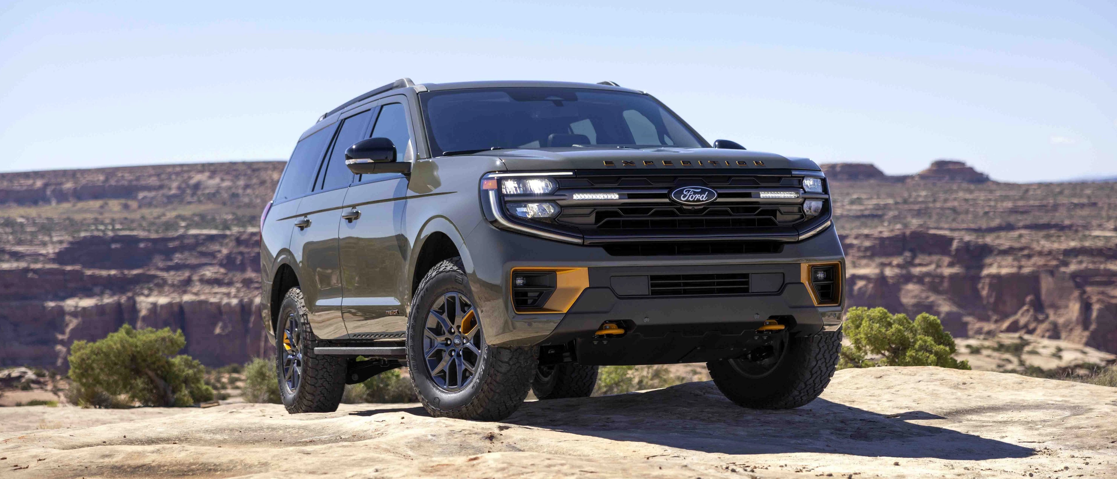 Video of a 2025 Ford Expedition® Tremor® SUV being driven in a desert