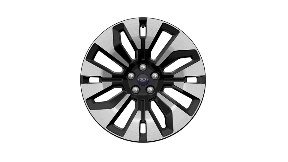21-Inch Bright Machined with Tarnish Dark Pockets wheel
