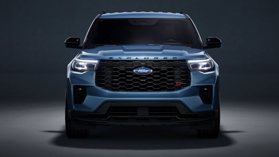A 2025 Explorer with its LED headlamps turned on