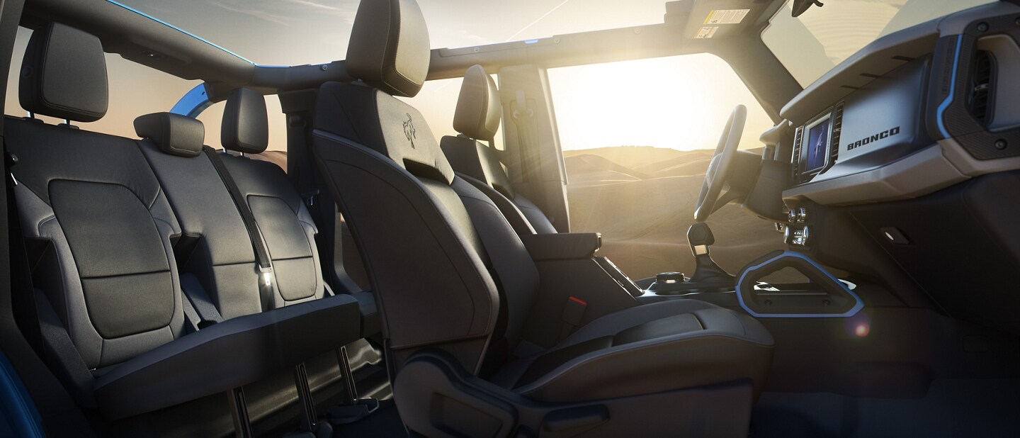 2021 Ford Bronco Suv The 2 Door 4 Door Bronco Is Back Ford officially announced the 2021 bronco and bronco sport this evening with a base price starting at $29,995. 2021 ford bronco suv the 2 door 4
