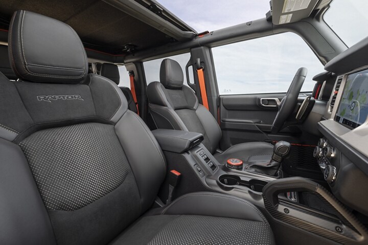 Interior de una Ford Bronco® Raptor® 2023