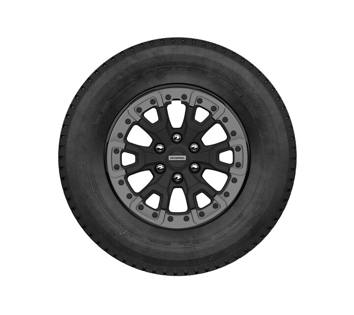 Ruedas de acero forjado de 17” pintadas en Dark Carbonized Gray y capacidad de bloqueo de talón