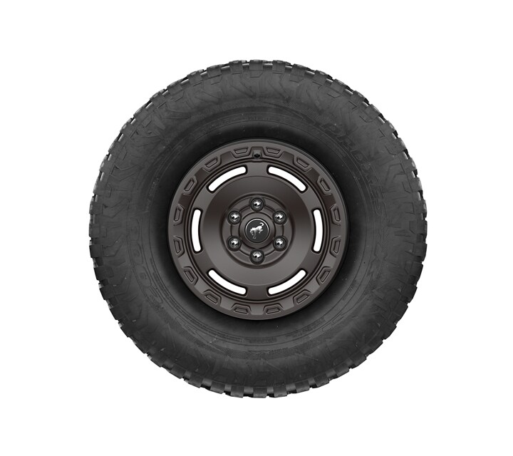 17-inch carbonized gray-painted alloy wheel