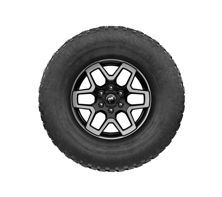 18-inch bright machined black high gloss-painted aluminum wheel