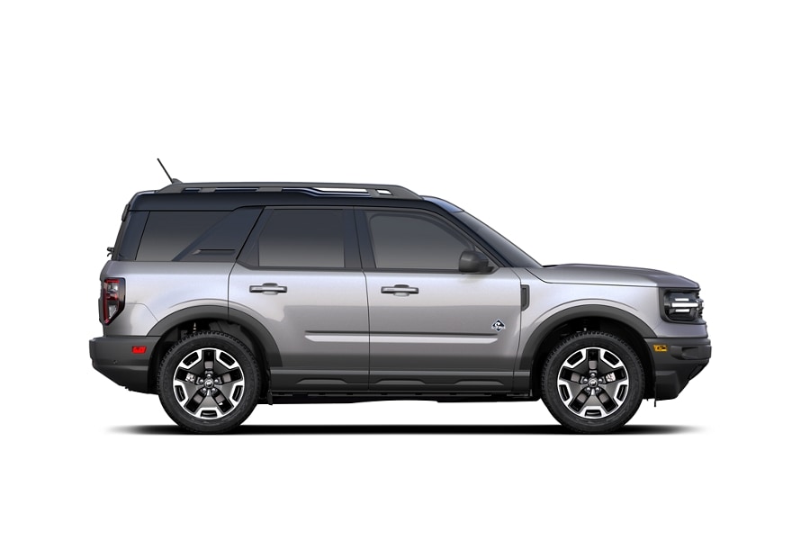 Se muestra el modelo Ford Bronco® Sport Outer Banks® 2023 de perfil