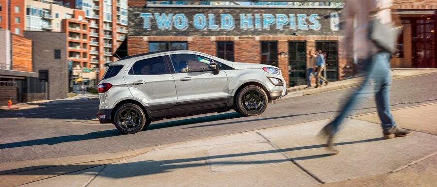 2022 Ford EcoSport® SES in Diamond White Metallic stopped on a hill