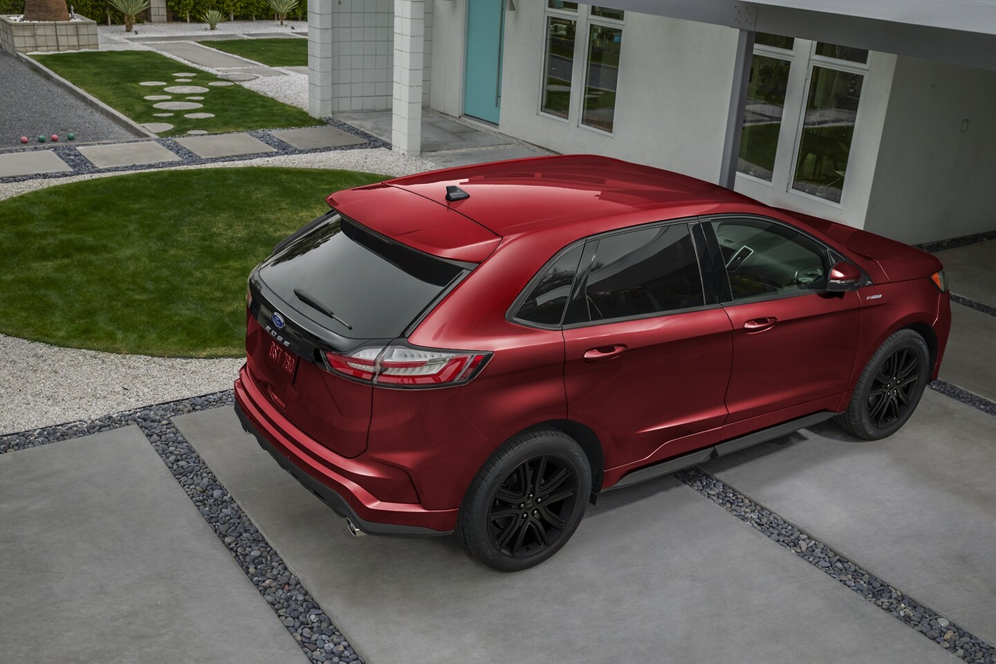 Una Ford Edge 2021 en Rapid Red