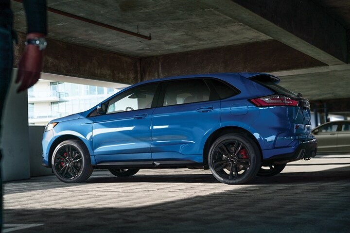 2021 Ford® Edge SUV Photos, Colors & 360° Views