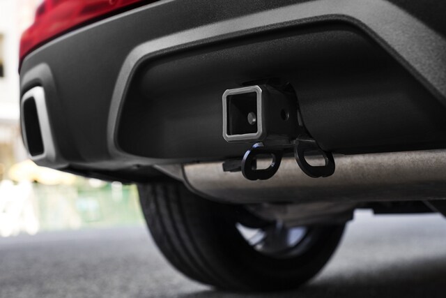Close-up of the trailer hitch on a 2023 Ford Edge® ST