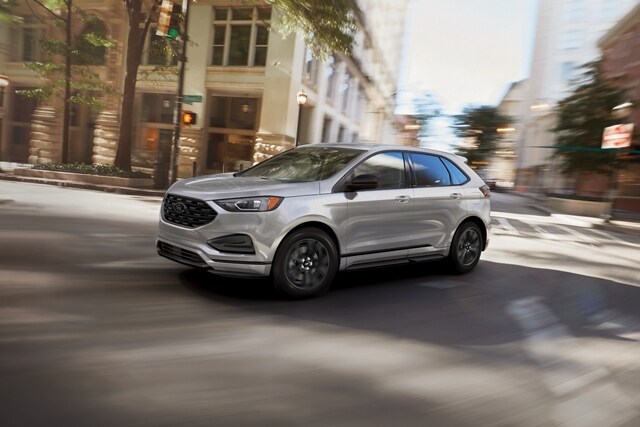 2023 Ford Edge® SE in Iconic Silver with Black Appearance Package