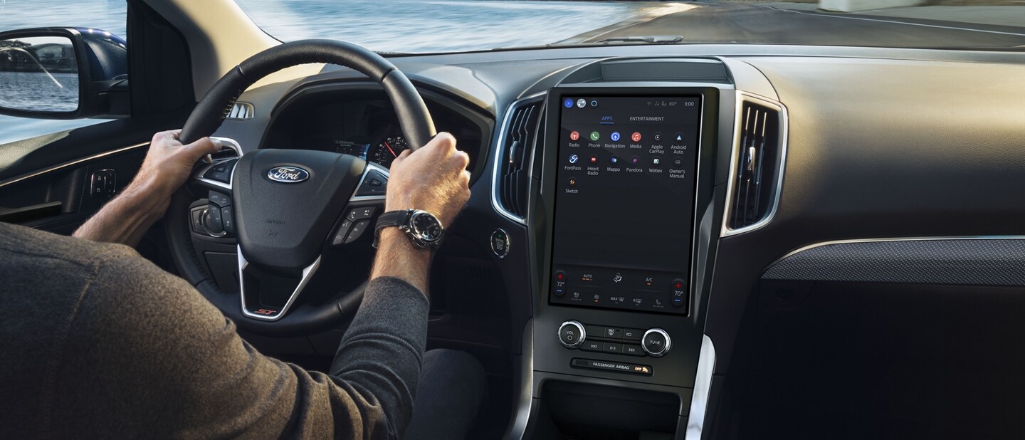 Interior of 2024 Ford Edge® SUV console with SYNC® 4A touchscreen