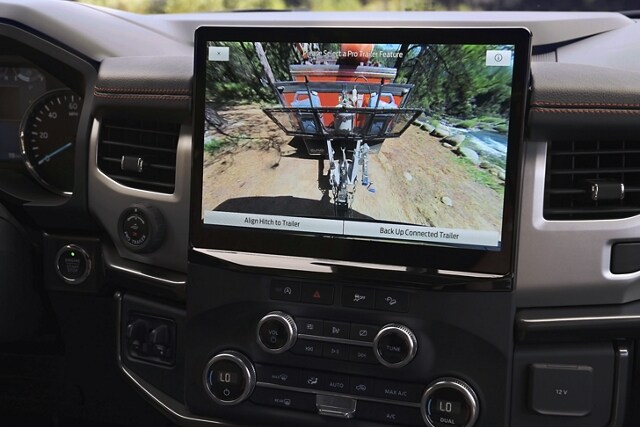 Pro Trailer Backup Assist™ 2.0 being displayed in the 2024 Ford Expedition SUV touchscreen