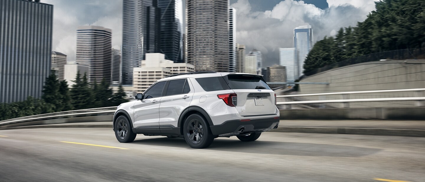 21 Ford Explorer Suv Comfort And Space Suv