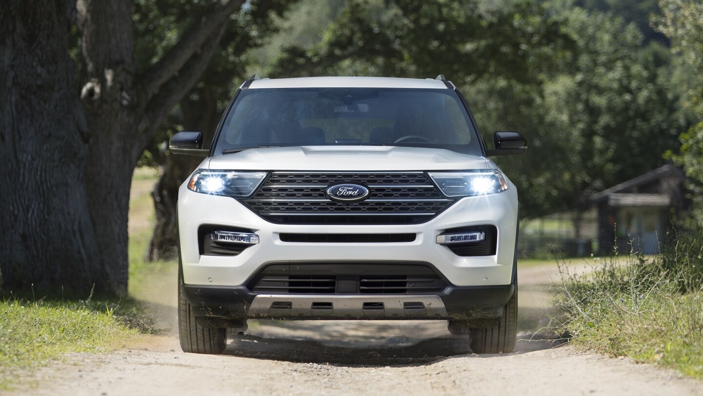 21 Ford Explorer Suv Comfort And Space Suv