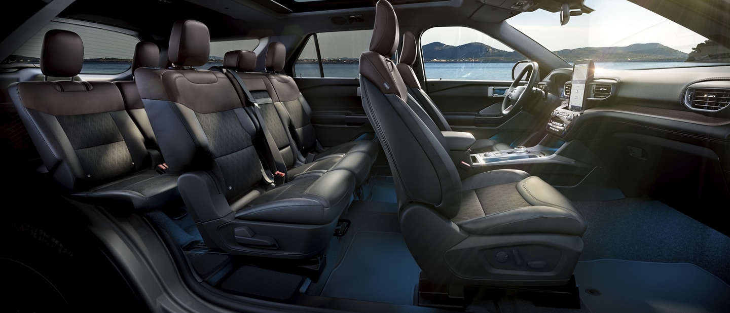 2021 Ford® Explorer SUV Athletic Design Features