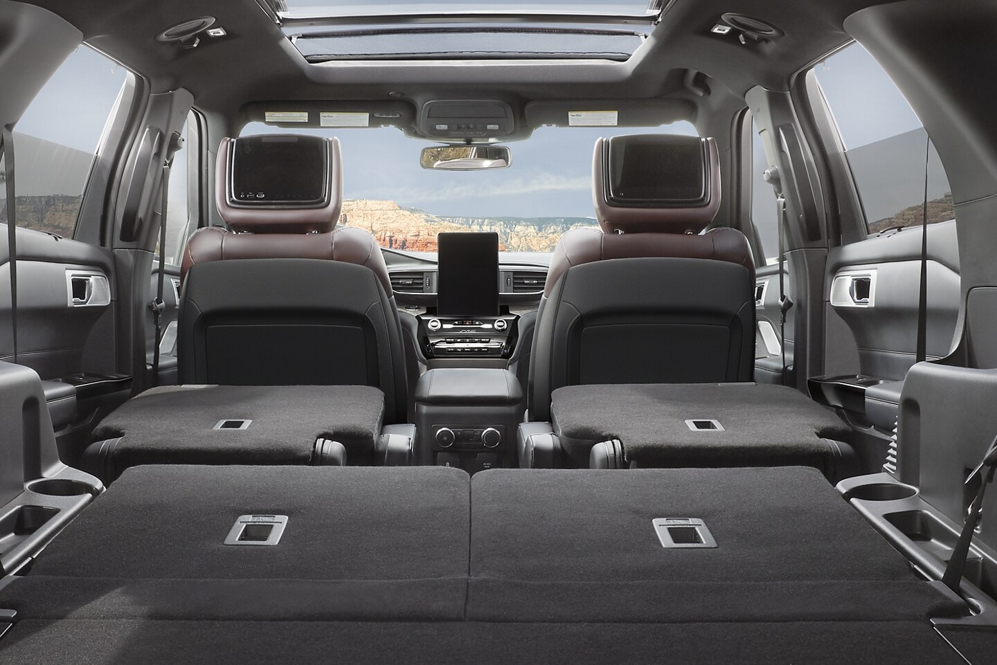 2023 Ford Explorer Cargo Space
